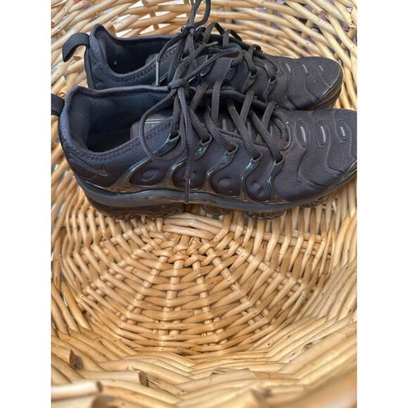 Men’s 7 Air VaporMax Plus Running Sneakers M7/W8.5 - Picture 1 of 5